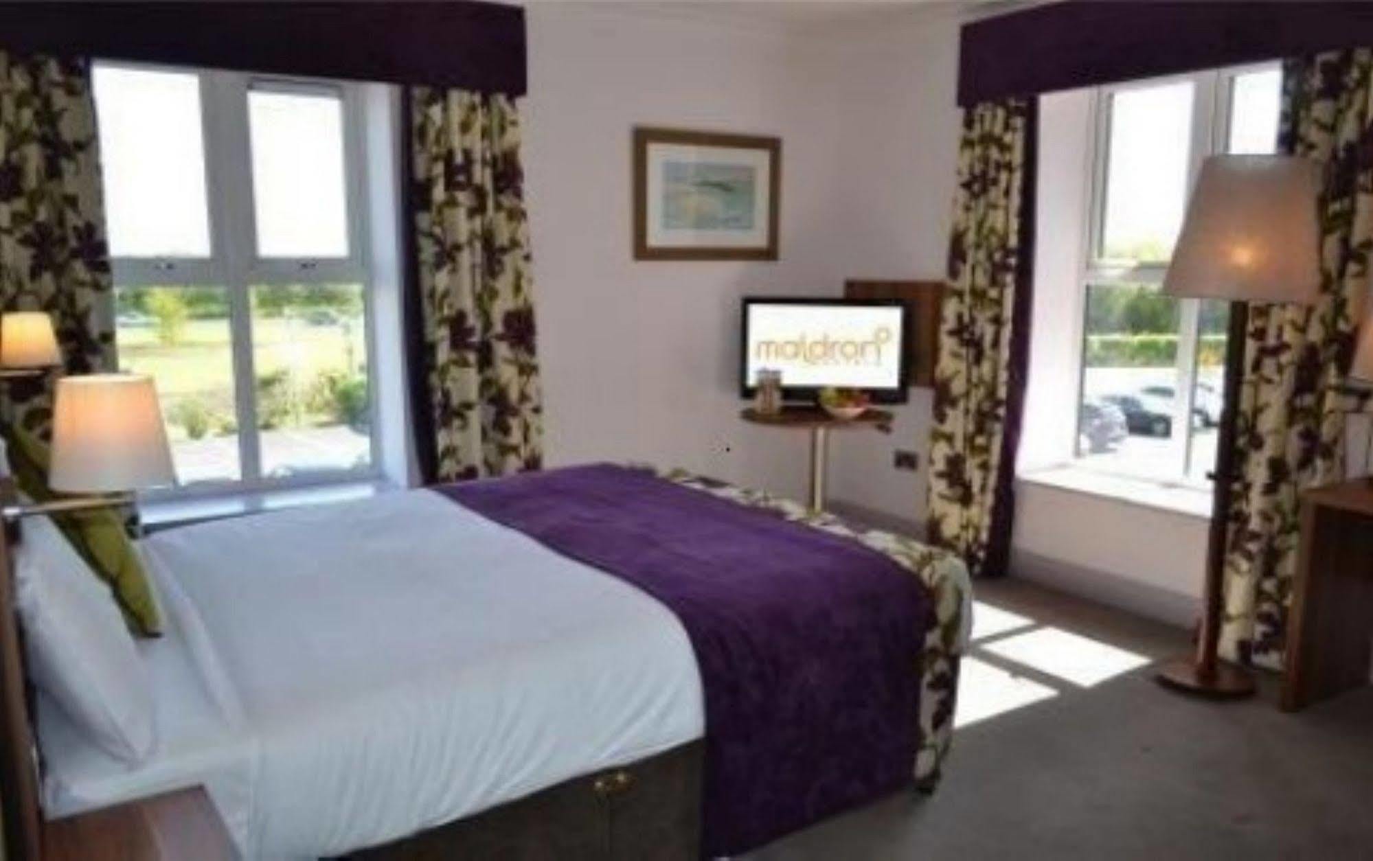 Maldron Hotel & Leisure Centre, Oranmore Galway Ngoại thất bức ảnh